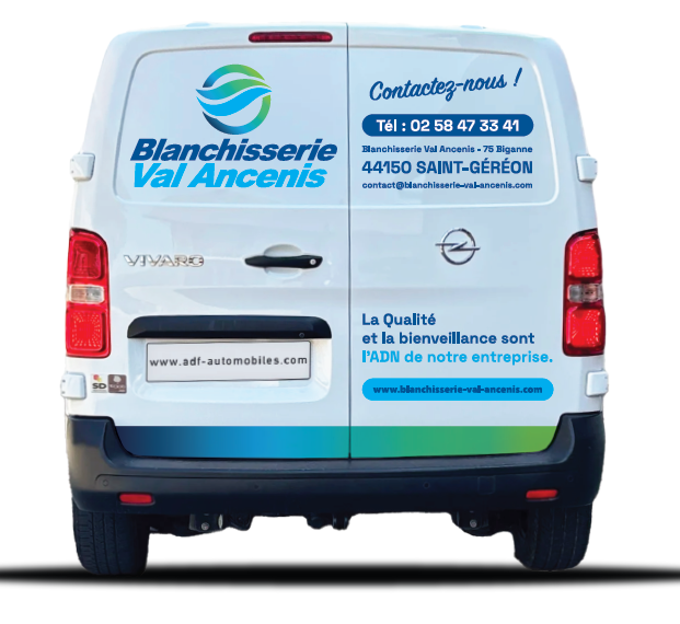 Fourgon Blanchisserie Val Ancenis avec coordonnées professionnelles
